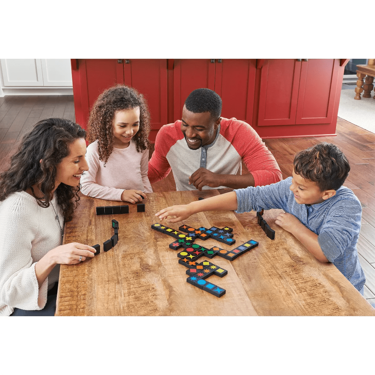 Qwirkle Board Game: Mindware Educational Toy for 2-4 Players, Focus on Shapes & Colors, Quick 30-Minute Play - Image 2