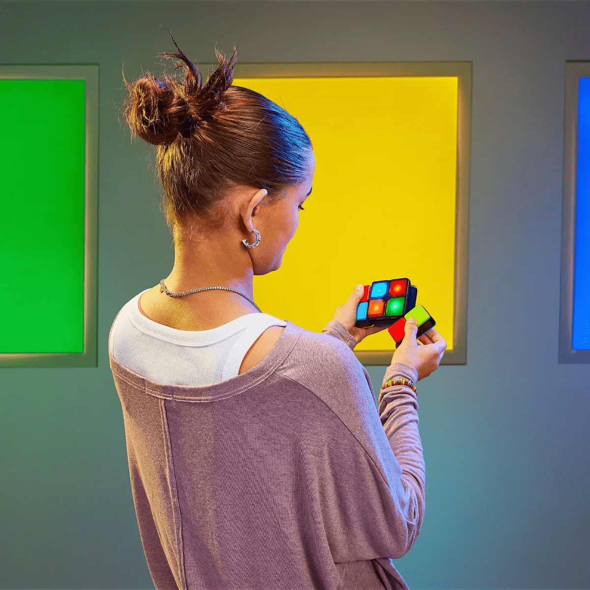 Moose Games Flipside Electronic Game: Memory Skills Educational Toy for 1-2 Players - Image 7