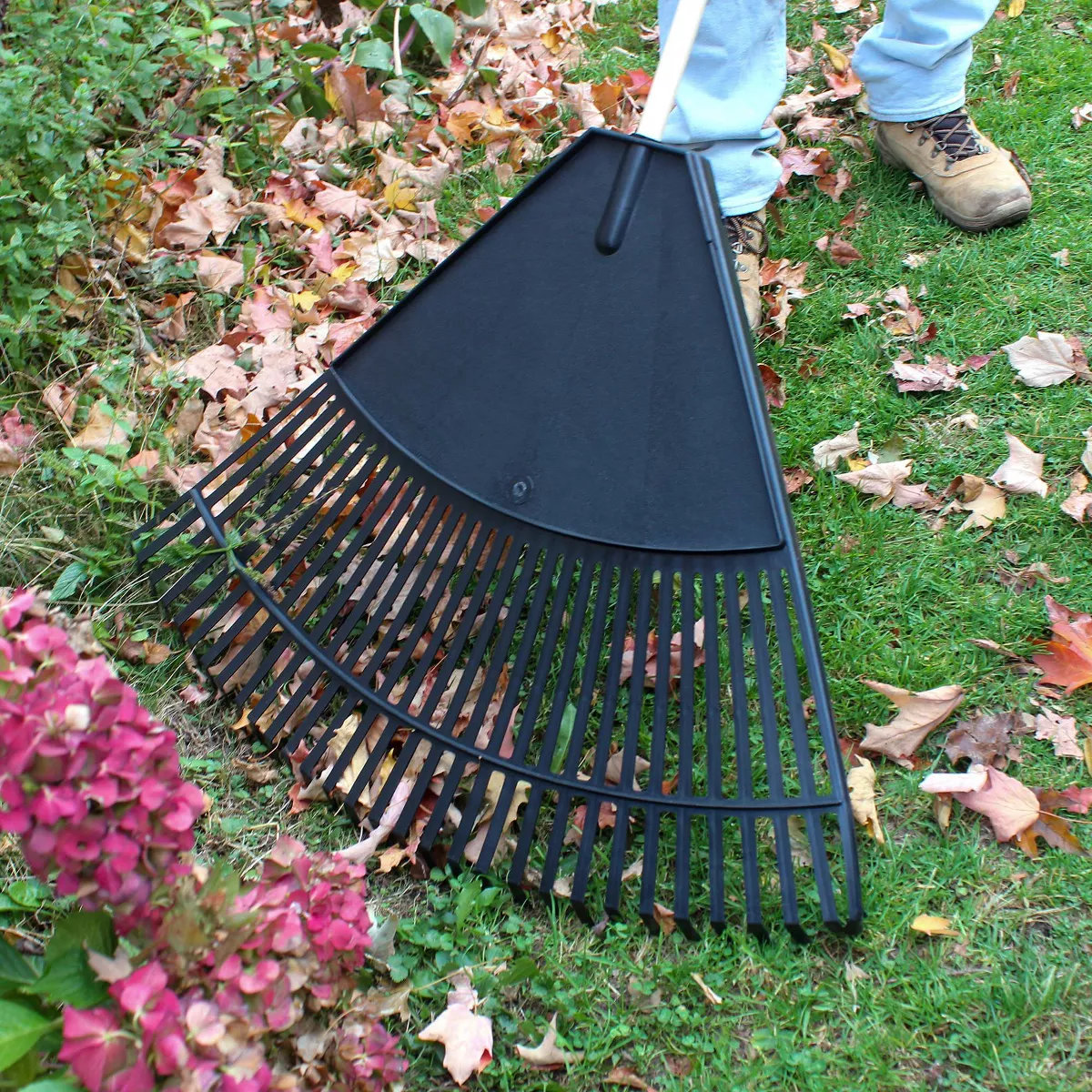 Emsco 31 Tines 3" Leaf Rake Resin Head and Hardwood Handle with Soft Foam Grip Black - Image 2