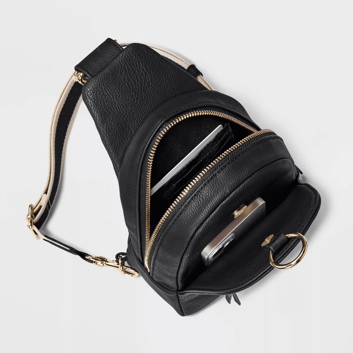 Sling Pack Crossbody Bag - Universal Thread - Image 4