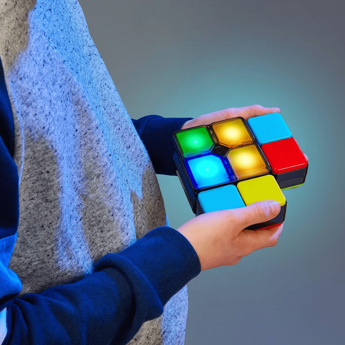 Moose Games Flipside Electronic Game: Memory Skills Educational Toy for 1-2 Players - Image 6