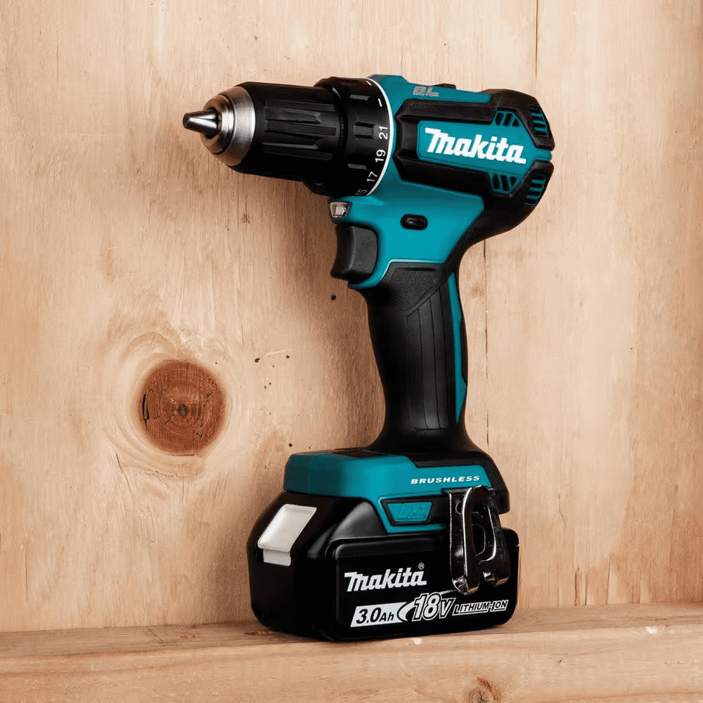 18V LXT Lithium-Ion Brushless Cordless 1/2 In. Driver-Drill Kit, 3.0Ah - Image 4