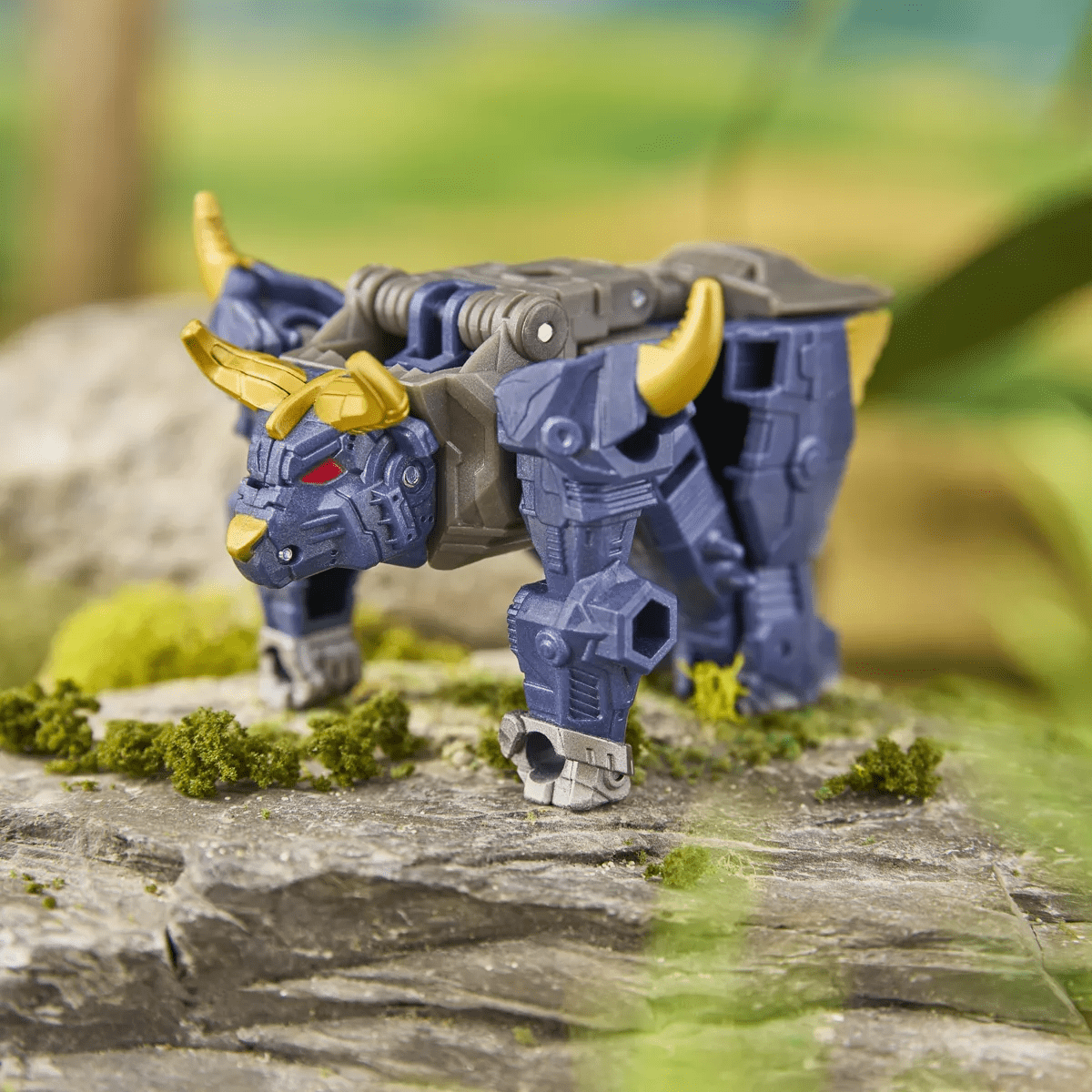 Transformers CYBERWORLD Megatron Cyber Changers - Image 11