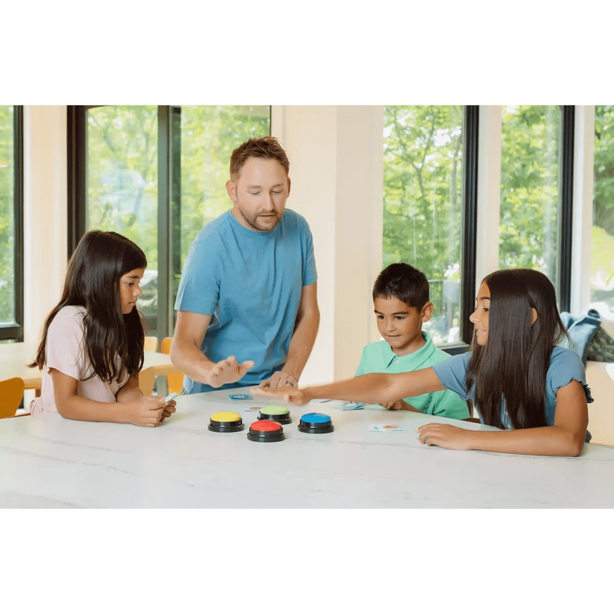 Chuckle & Roar Family Game Show Buzzers Game: Educational Fine Motor Skills Board Game for 1-4 Players, 10-Minute Play - Image 3