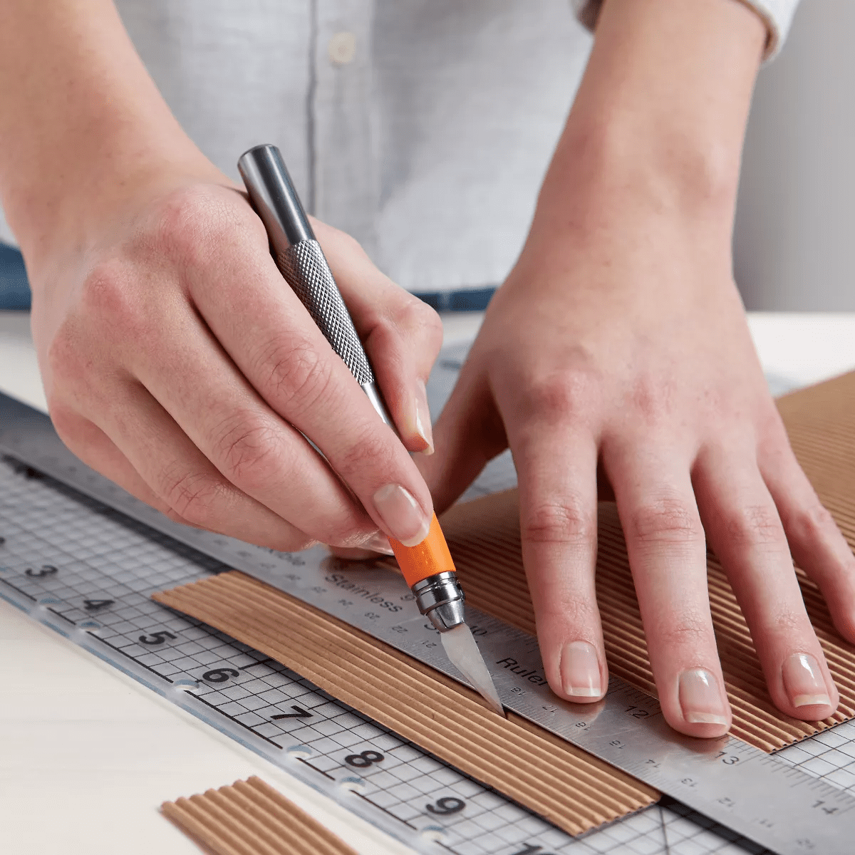 Fiskars Softgrip Detail Knife: Silver Craft Cutter, Manual Titanium Blade, Art & Stationery Tool, 8.25" Length - Image 7