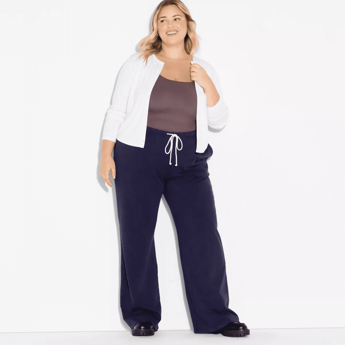 Women'S Mid-Rise Knit Sweatpants - Image 8
