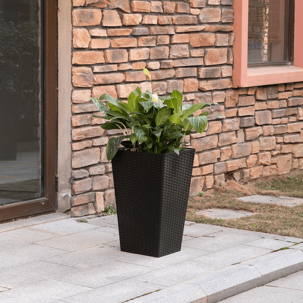 Black Plastic Outdoor Tall Planters with Drainage Hole Garden Flower Pots for Porch Patio and Deck (3-Pack) - Image 2