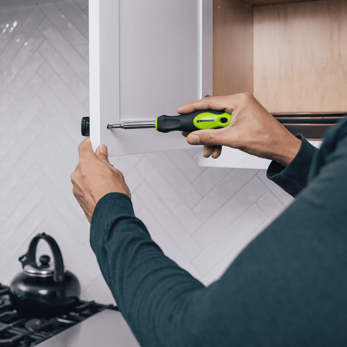 Greenworks Multi-Bit Screwdriver - Image 2