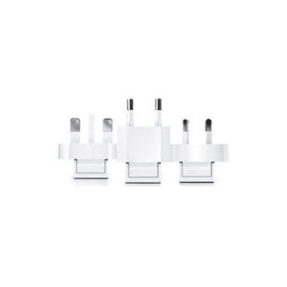 Iluv Universal World Travel Adapter Plug Set in White - Image 3