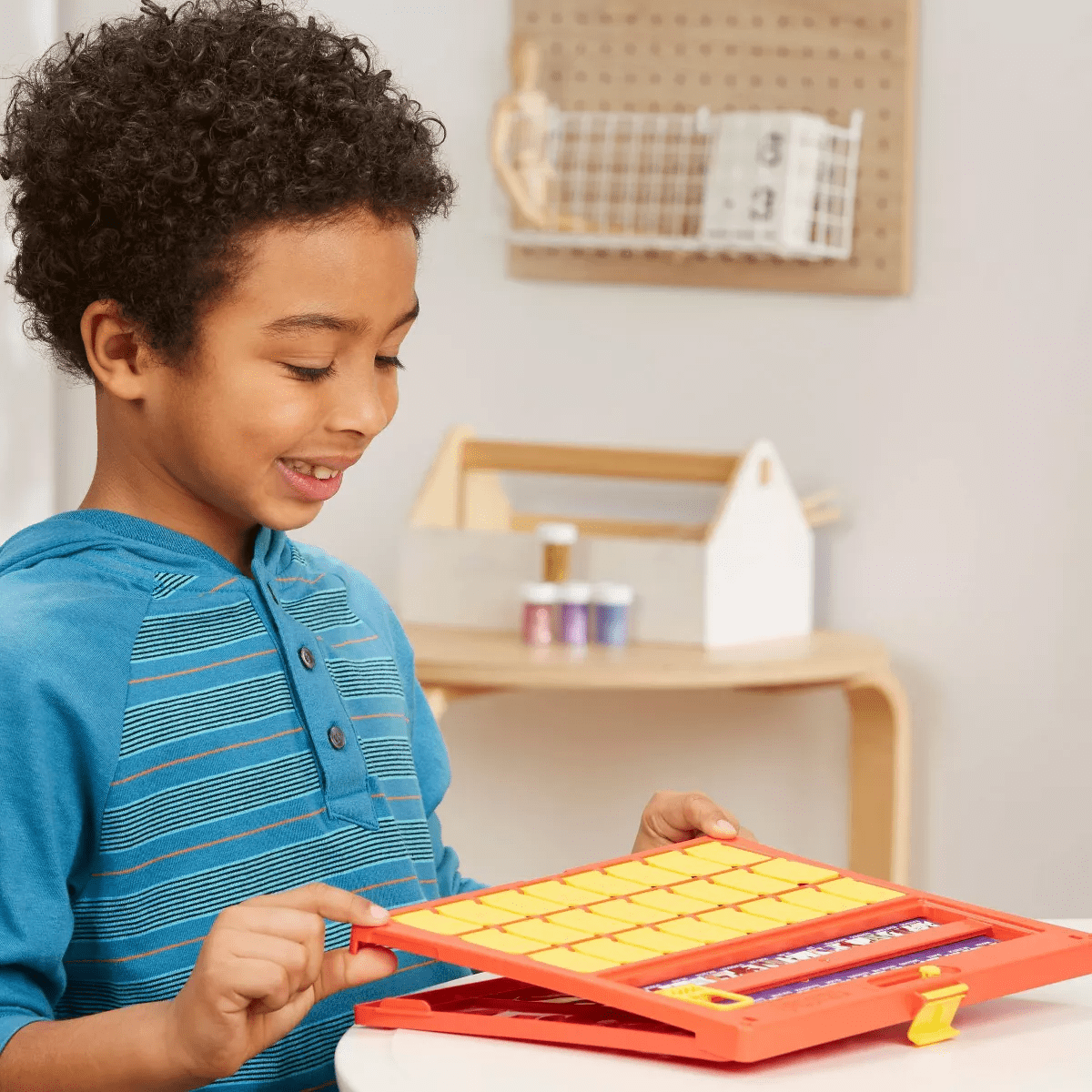 Guess Who 2.0 Game - Image 8