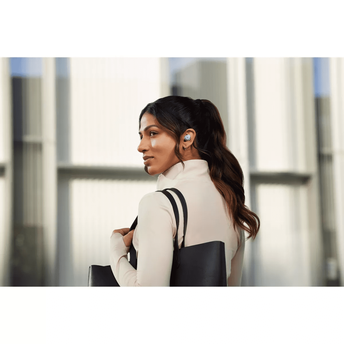 Beats Solo Buds True Wireless Bluetooth Earbuds - Image 12