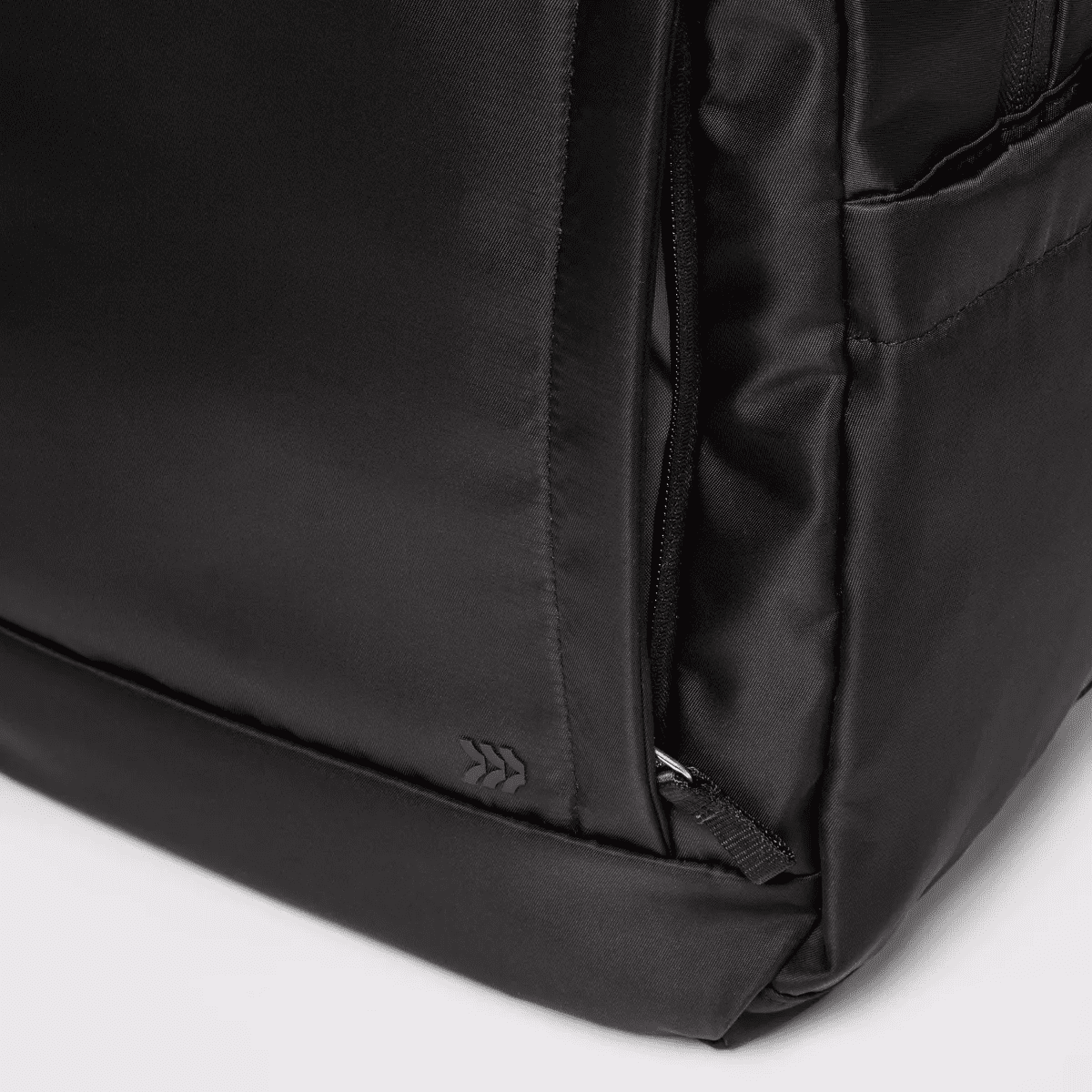 17.5" Lifestyle Backpack - All in Motion - Image 6