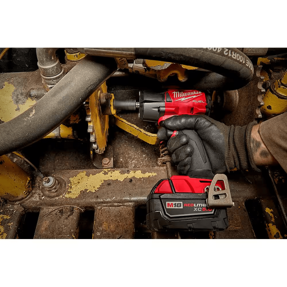 M18 FUEL Gen-2 18V Lithium-Ion Brushless Cordless Mid Torque 1/2 In. Impact Wrench with (2) 6.0Ah Batteries and Charger - Image 10