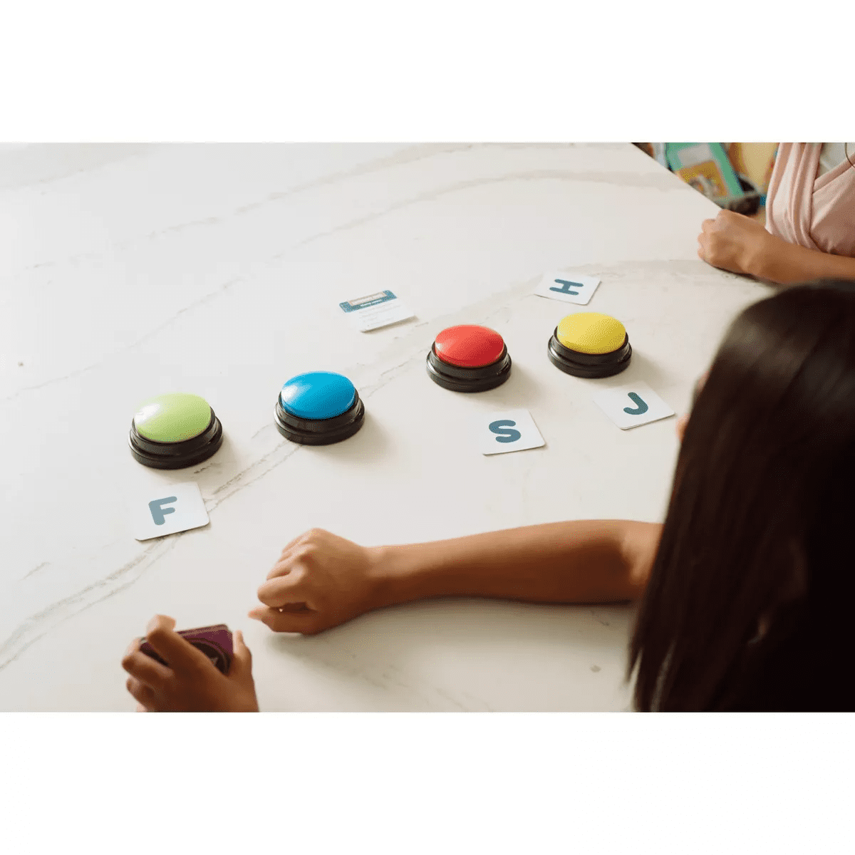 Chuckle & Roar Family Game Show Buzzers Game: Educational Fine Motor Skills Board Game for 1-4 Players, 10-Minute Play - Image 4