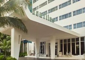 Nautilus Sonesta Miami Beach